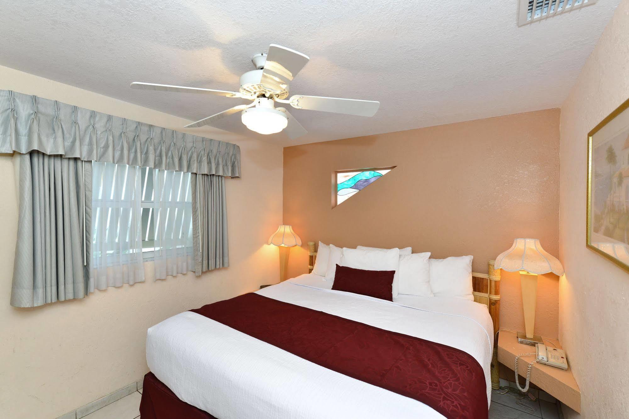 Siesta Key Beach Resort And Suites Σεϊρασότα Εξωτερικό φωτογραφία